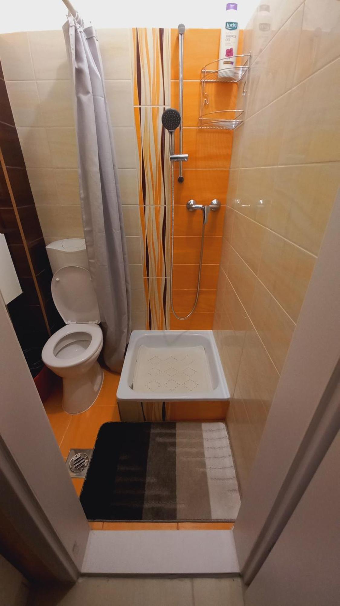Goldapartment דירה